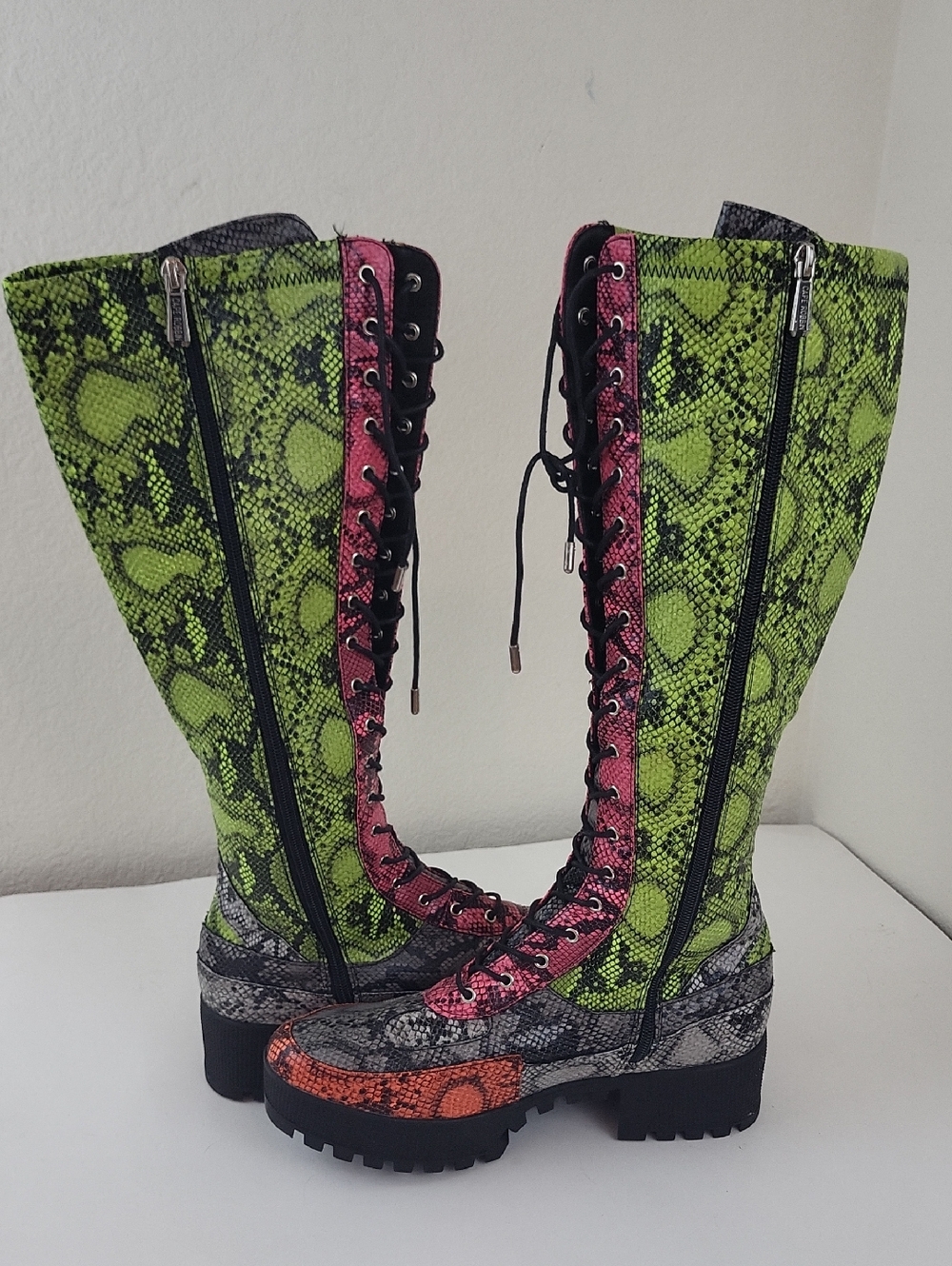 Cape Robbin Eliza 90s Y2K Neon Snakeskin Knee High Lace Up Platform Boot Size 9 - Picture 8 of 13